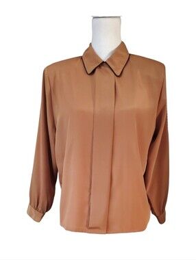 Diversity Petite Vintage Camel Blouse Contrast Trim Hidden Button Long Sleeve 12